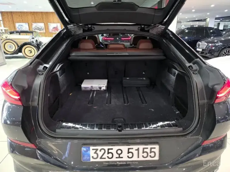 2025 BMW X6 с пробегом 15 210 км