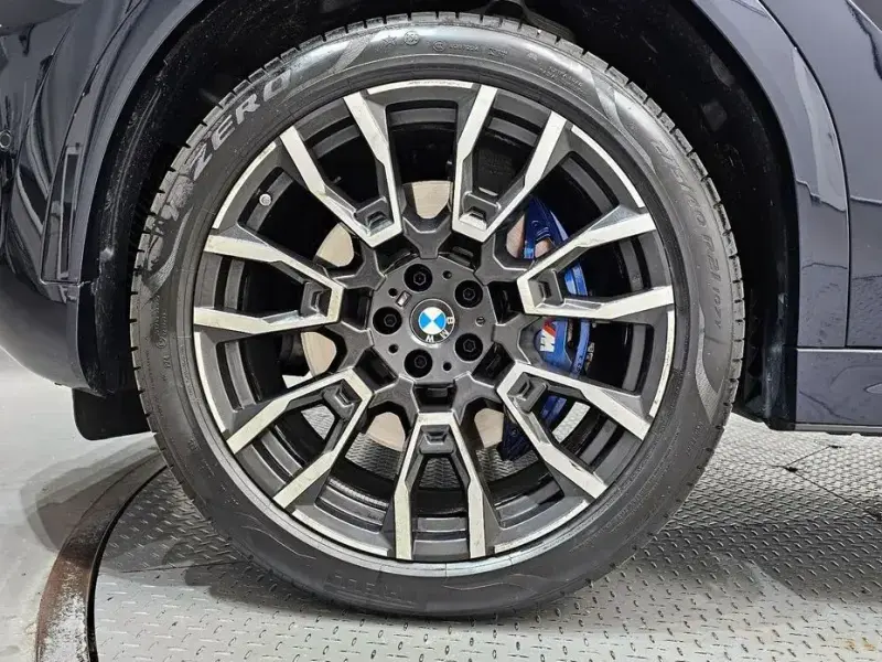 2025 BMW X6 с пробегом 5 845 км