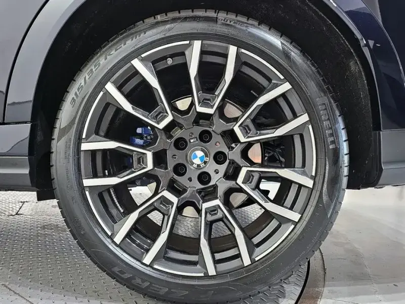 2025 BMW X6 с пробегом 5 845 км
