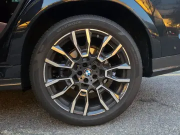 2025 BMW X6 с пробегом 6 439 км