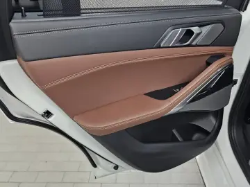 2024 BMW X6 с пробегом 45 622 км