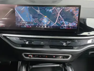 2025 BMW X6 с пробегом 16 918 км