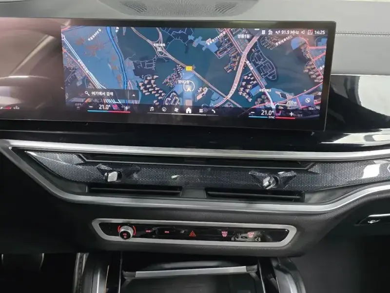 2025 BMW X6 с пробегом 16 918 км
