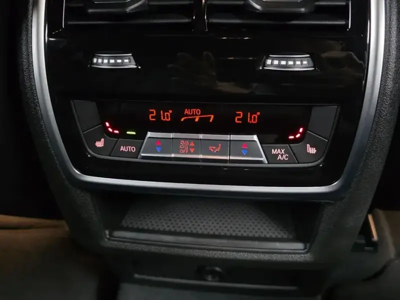 2025 BMW X6 с пробегом 16 918 км