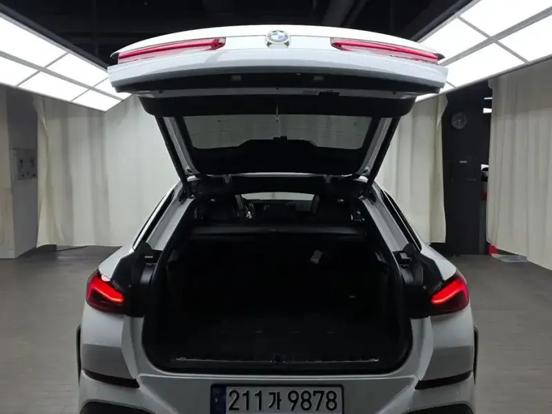2025 BMW X6 с пробегом 16 918 км