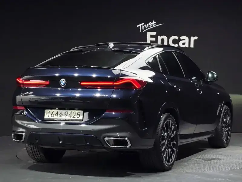 2025 BMW X6 с пробегом 6 208 км