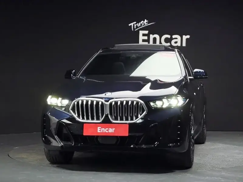 2025 BMW X6 с пробегом 6 208 км