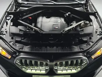 2025 BMW X6 с пробегом 6 208 км