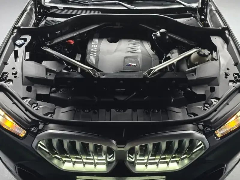 2025 BMW X6 с пробегом 6 208 км