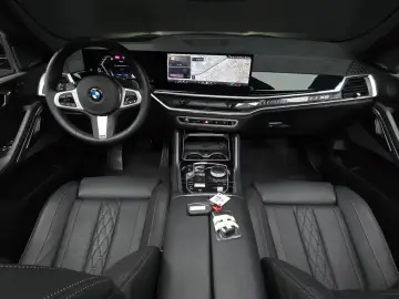 2025 BMW X6 с пробегом 6 208 км