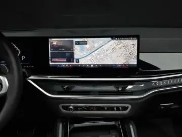 2025 BMW X6 с пробегом 6 208 км