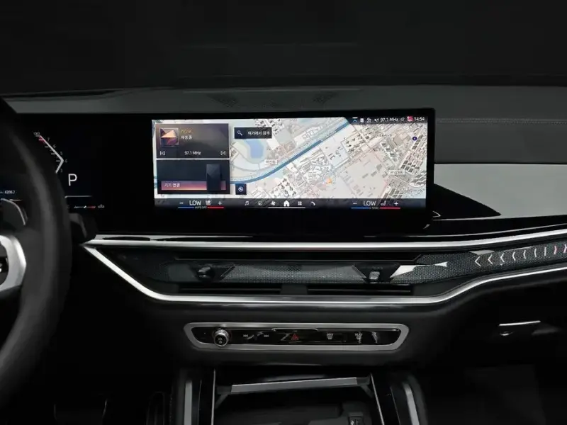 2025 BMW X6 с пробегом 6 208 км