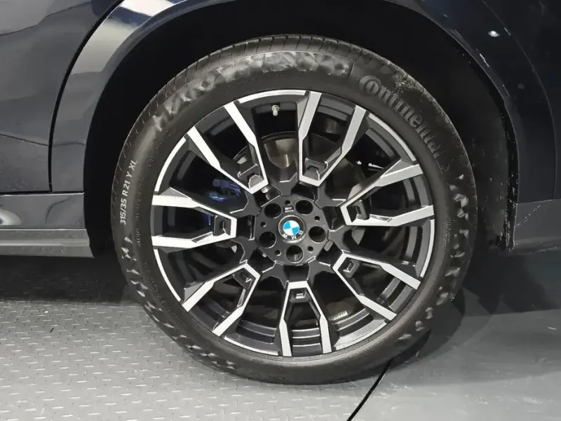 2025 BMW X6 с пробегом 6 208 км