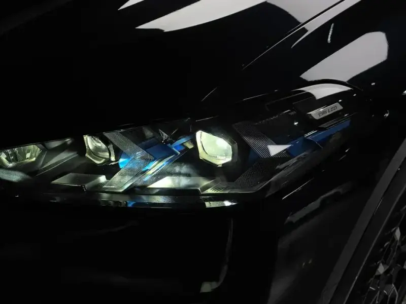 2025 BMW X6 с пробегом 6 208 км