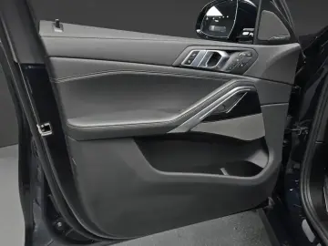 2025 BMW X6 с пробегом 6 208 км