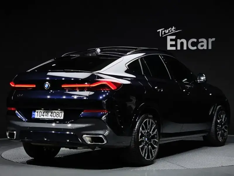 2024 BMW X6 с пробегом 23 573 км