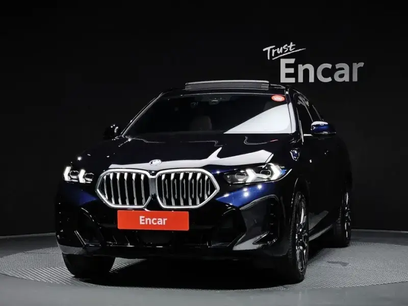 2024 BMW X6 с пробегом 23 573 км