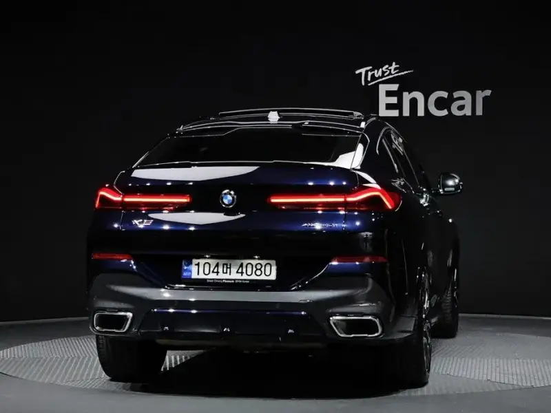 2024 BMW X6 с пробегом 23 573 км