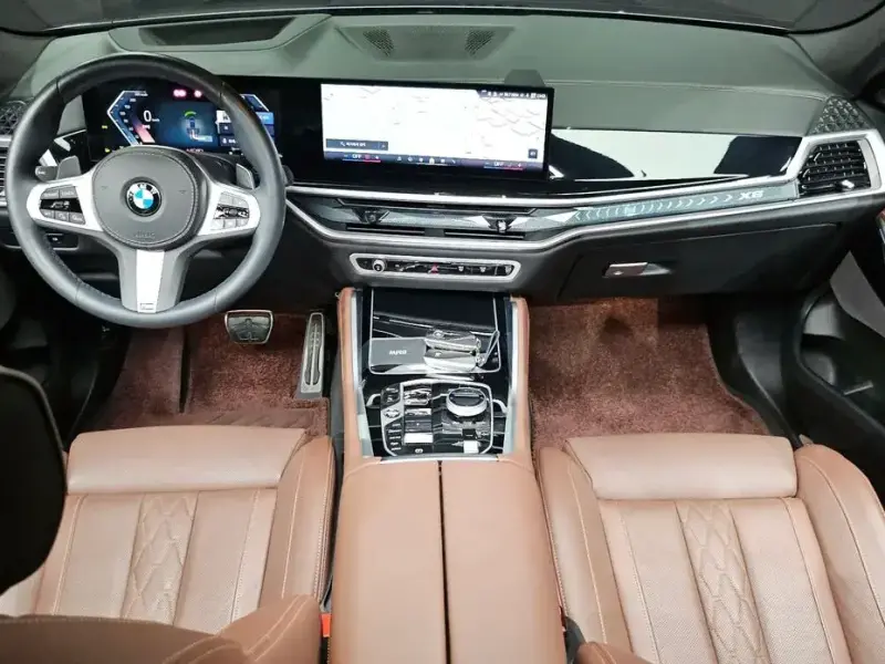 2024 BMW X6 с пробегом 23 573 км