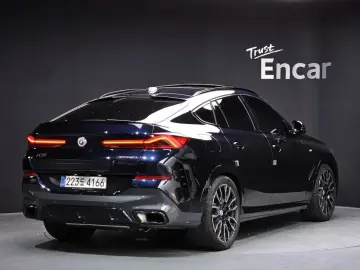 2025 BMW X6 с пробегом 8 023 км