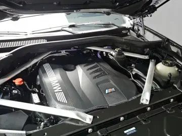 2025 BMW X6 с пробегом 8 023 км