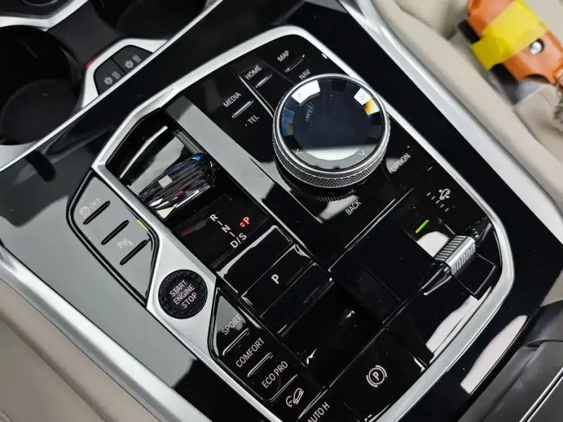 2025 BMW X6 с пробегом 8 023 км