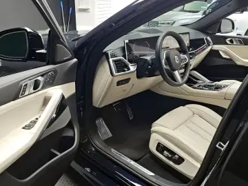 2025 BMW X6 с пробегом 8 023 км