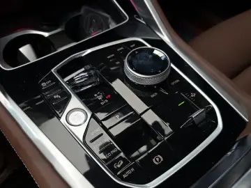 2025 BMW X6 с пробегом 6 549 км