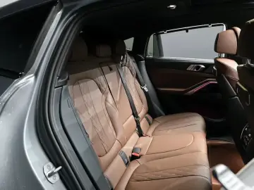 2025 BMW X6 с пробегом 6 549 км