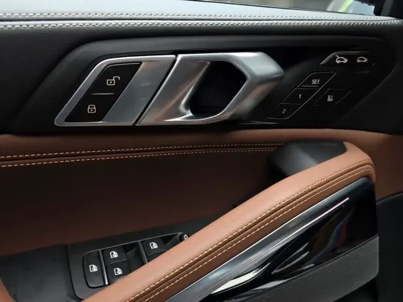 2025 BMW X6 с пробегом 6 549 км