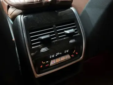 2025 BMW X6 с пробегом 6 549 км