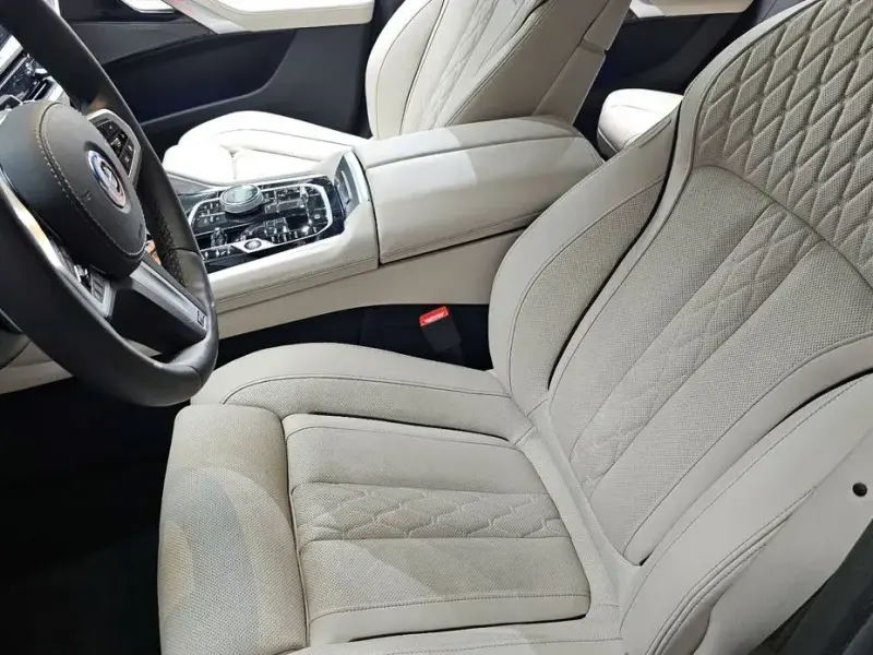2025 BMW X6 с пробегом 8 023 км