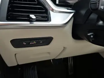 2025 BMW X6 с пробегом 8 023 км