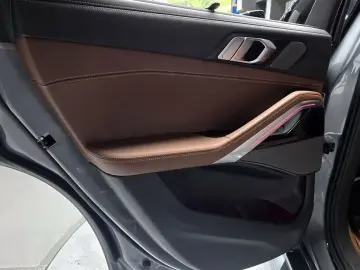 2025 BMW X6 с пробегом 6 549 км
