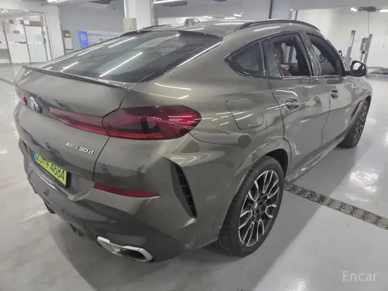 2025 BMW X6 с пробегом 34 496 км
