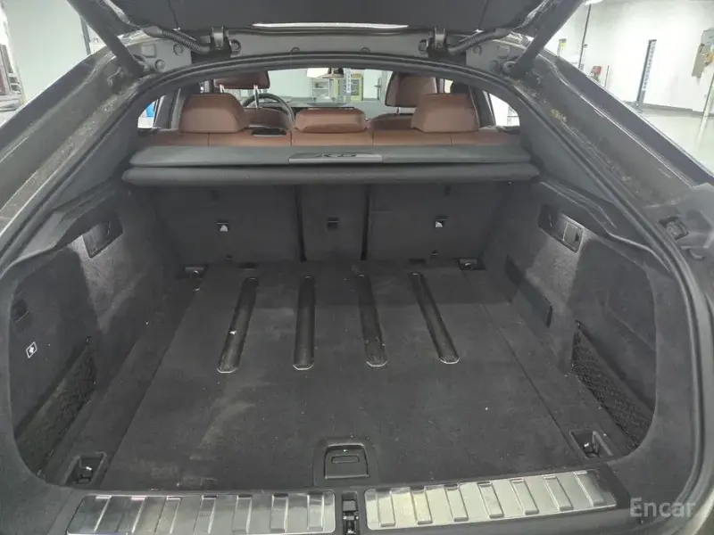 2025 BMW X6 с пробегом 34 496 км