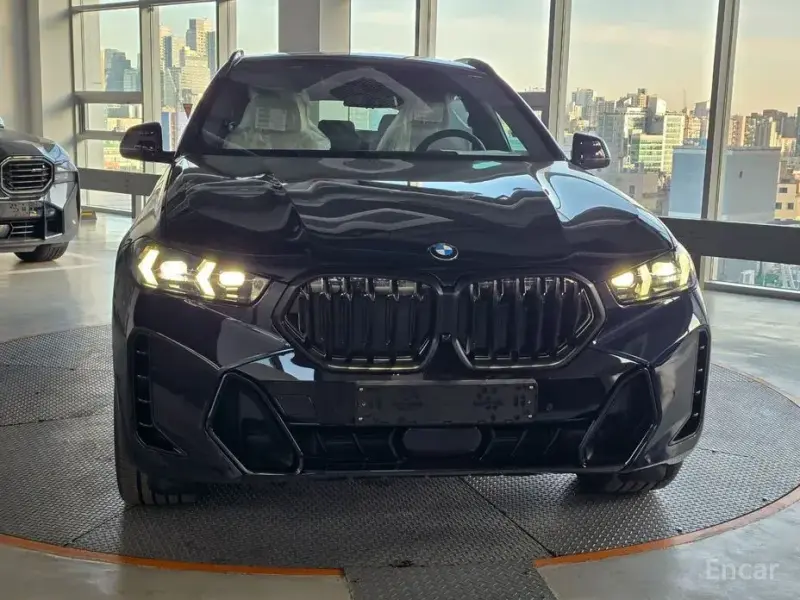 2026 BMW X6 с пробегом 4 000 км