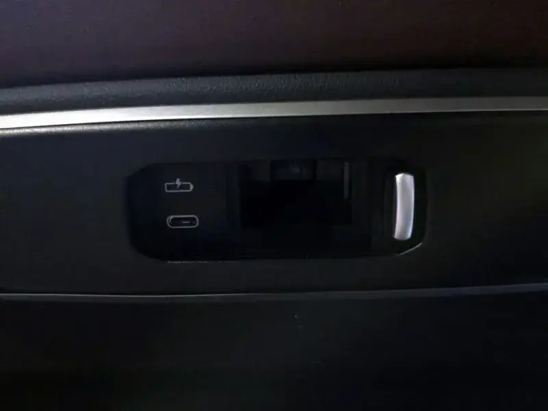 2024 BMW X6 с пробегом 21 166 км