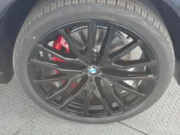 2026 BMW X6 с пробегом 4 000 км