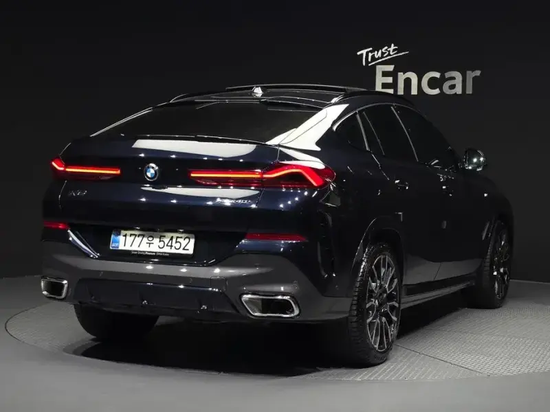 2025 BMW X6 с пробегом 9 079 км