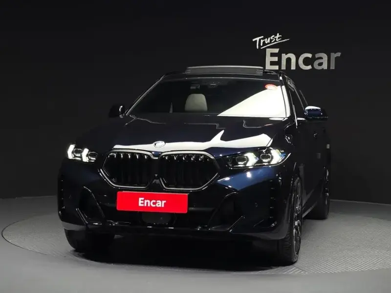 2025 BMW X6 с пробегом 9 079 км