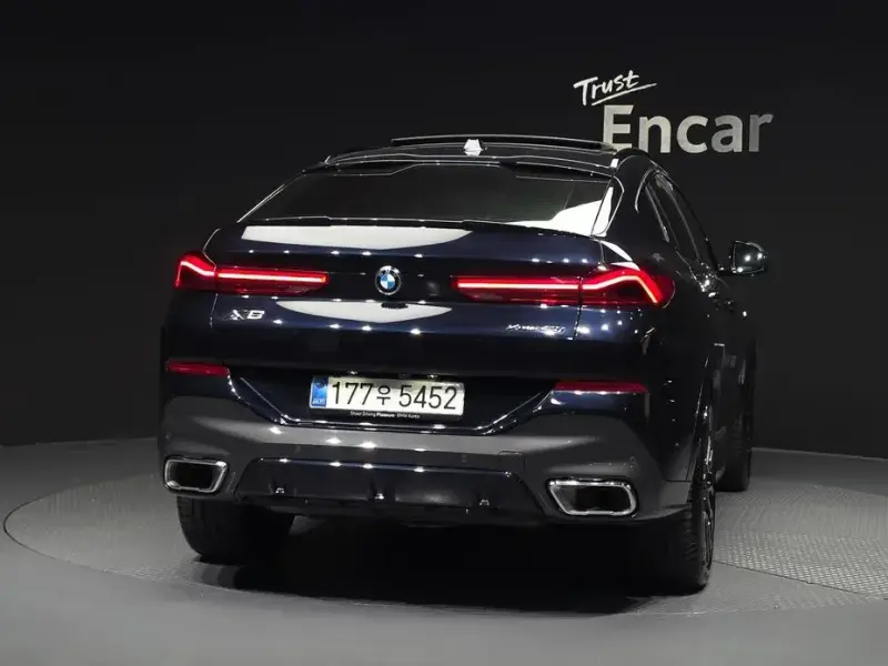 2025 BMW X6 с пробегом 9 079 км