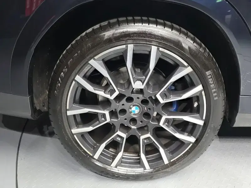 2025 BMW X6 с пробегом 9 079 км