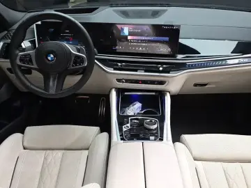 2025 BMW X6 с пробегом 9 079 км