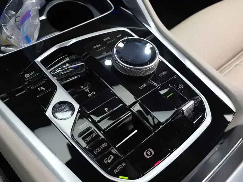 2025 BMW X6 с пробегом 9 079 км