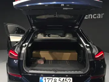 2025 BMW X6 с пробегом 9 079 км