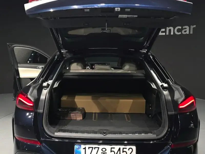 2025 BMW X6 с пробегом 9 079 км