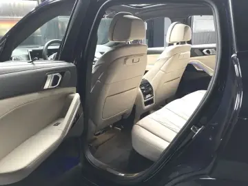 2025 BMW X6 с пробегом 9 079 км