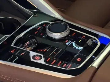 2025 BMW X6 с пробегом 20 855 км