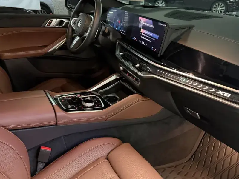 2025 BMW X6 с пробегом 20 855 км